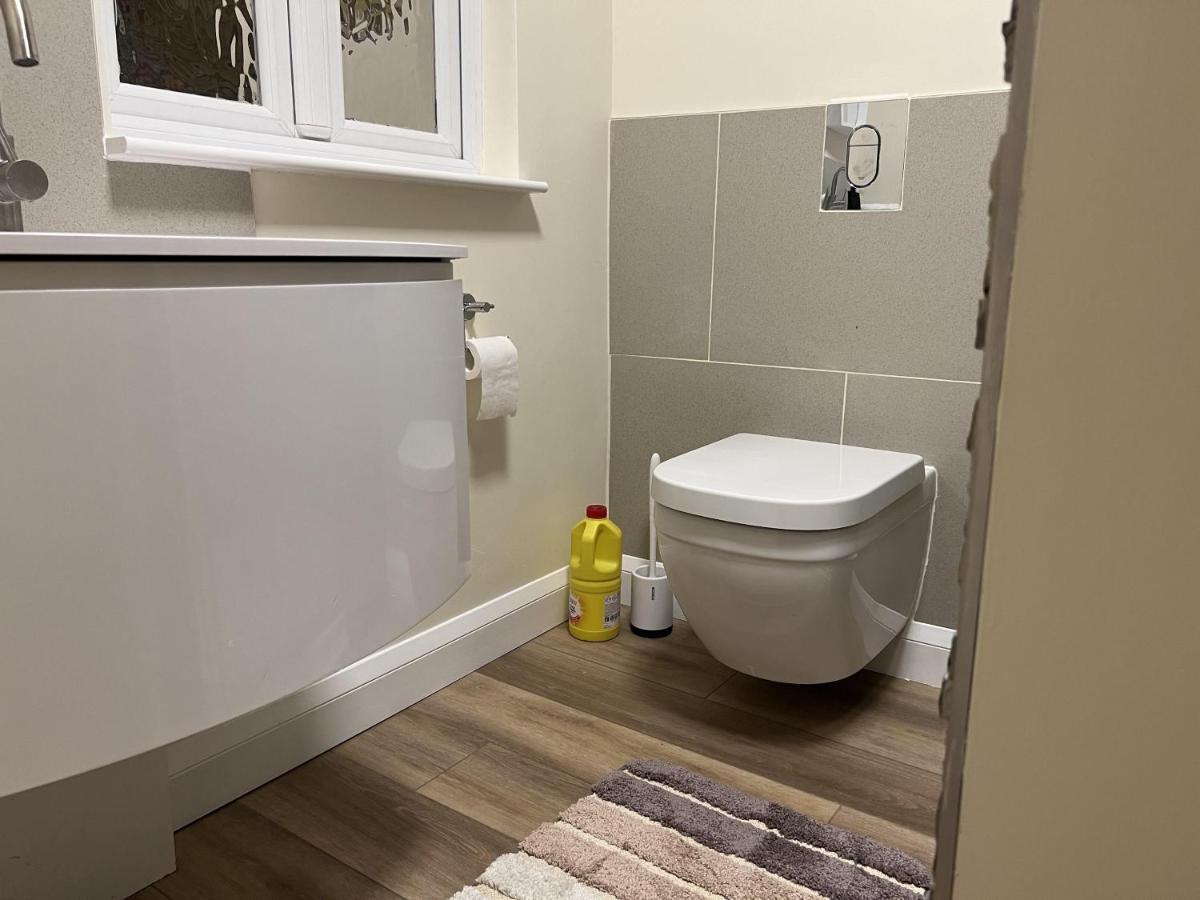 Charming Woodland Lodge 2 Person 1 Bedroom Great Yarmouth Eksteriør bilde