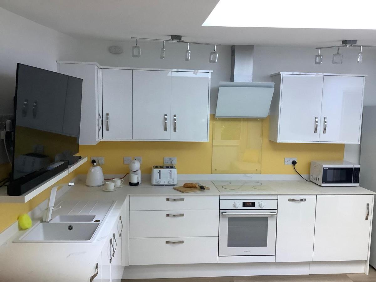 Charming Woodland Lodge 2 Person 1 Bedroom Great Yarmouth Eksteriør bilde