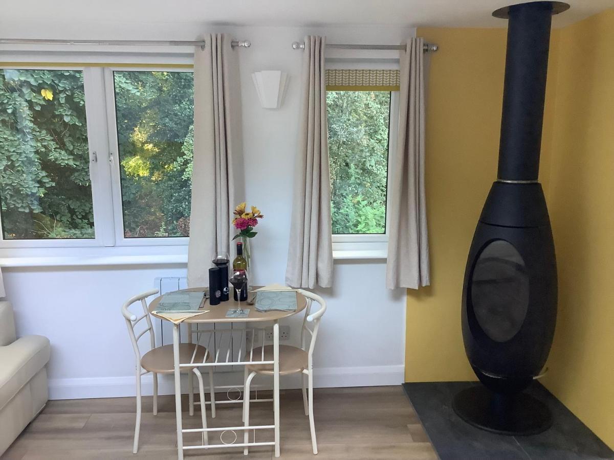 Charming Woodland Lodge 2 Person 1 Bedroom Great Yarmouth Eksteriør bilde
